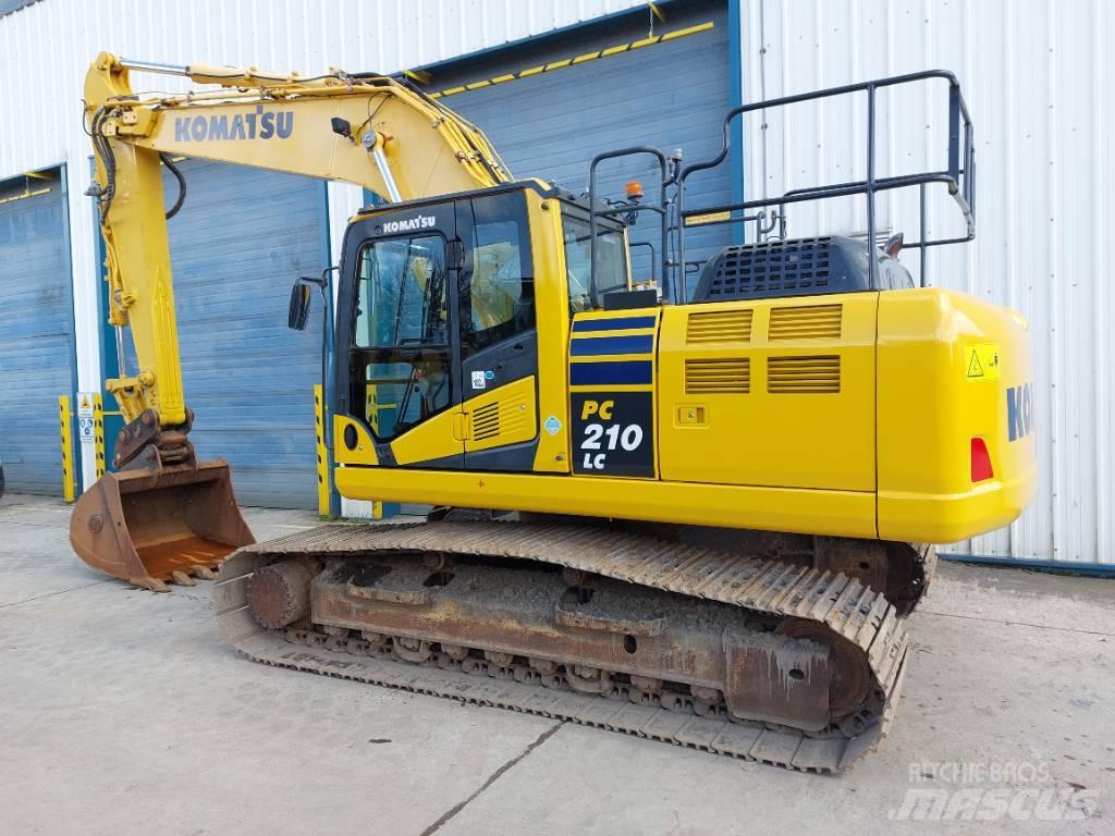 Komatsu PC210LC-10 Gravemaskiner på larvebånd