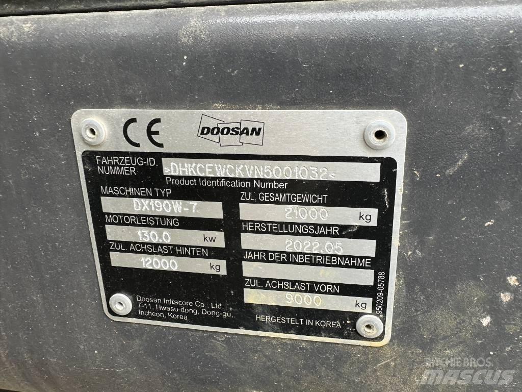 Doosan DX 190 W-7 Gravemaskiner på hjul