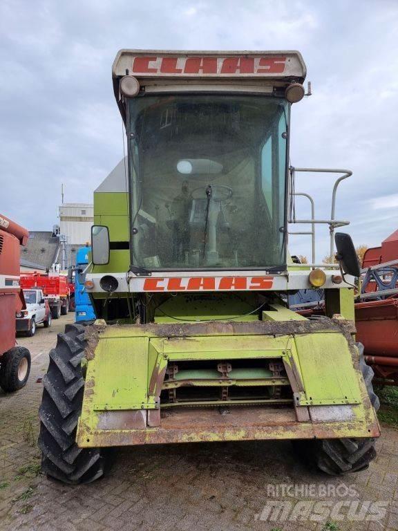 CLAAS 68s Mejetærskere