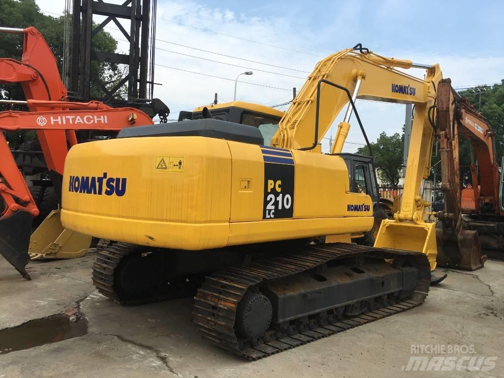 Komatsu PC 210-7 Gravemaskiner på larvebånd