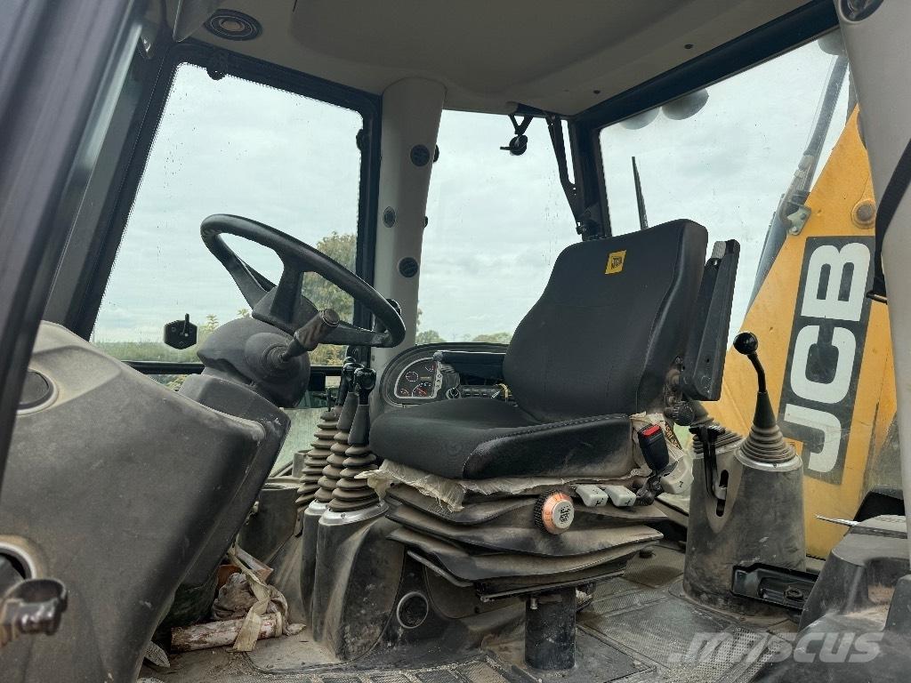 JCB 3 CX SM Rendegravere