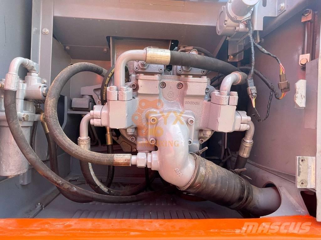 Hitachi EX 200 Gravemaskiner på larvebånd