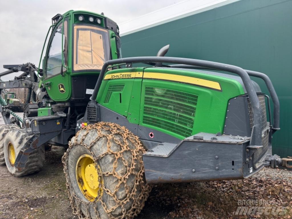 John Deere 1070G Skovningsmaskiner