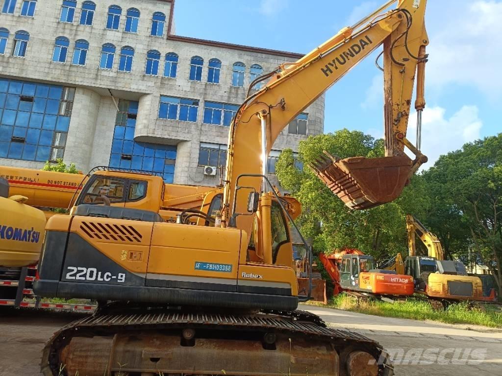 Hyundai R220LC-9 Gravemaskiner på larvebånd