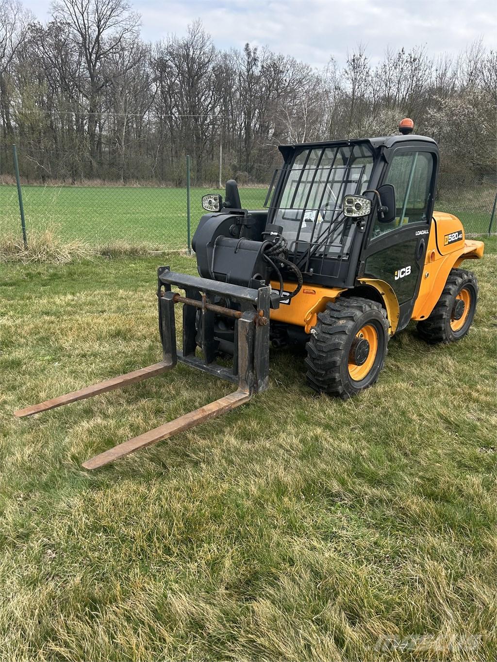 JCB 520-40 Teleskoplæssere