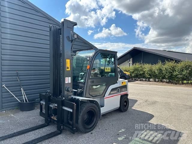 Nissan F50Y Diesel gaffeltrucks