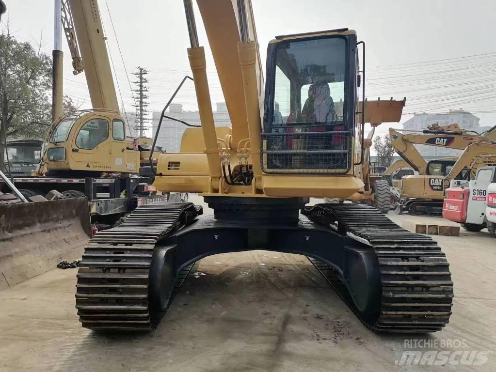 Komatsu PC 300 Gravemaskiner på larvebånd