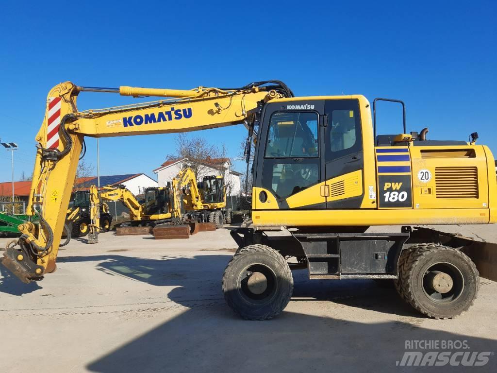 Komatsu PW180-11 Gravemaskiner på hjul
