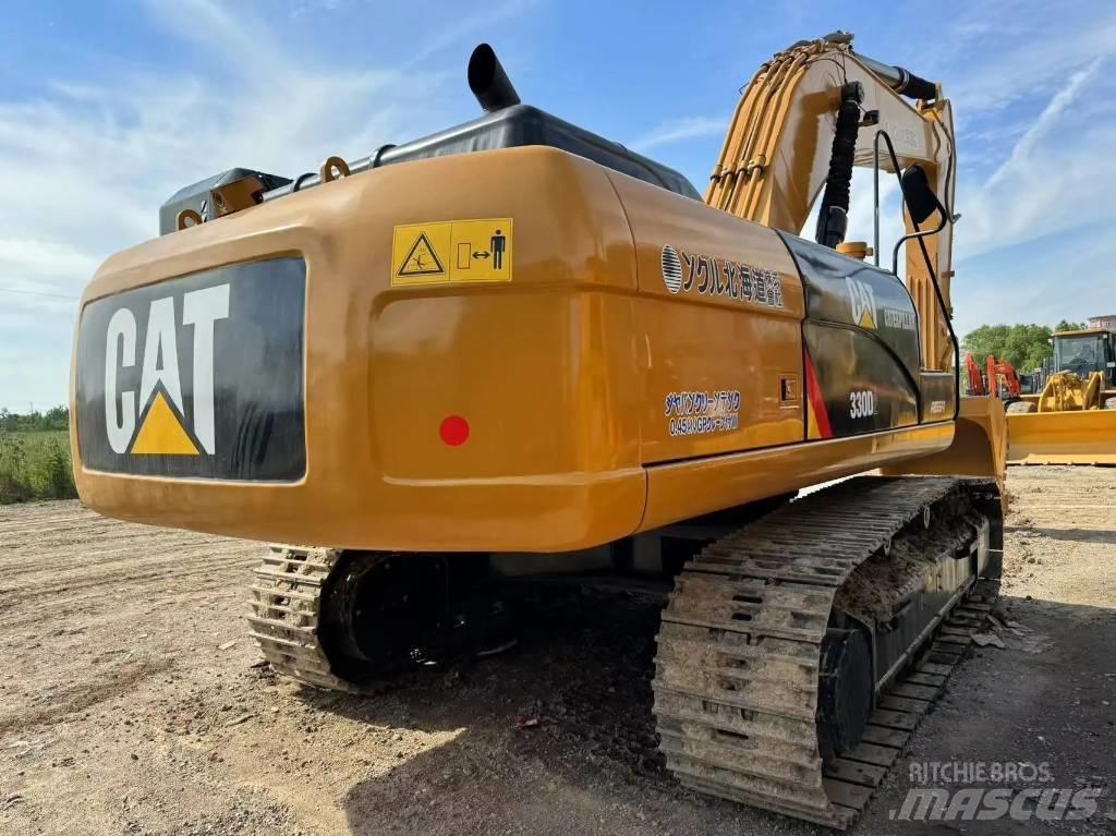 CAT 330 D2 Midi-gravemaskiner 7t - 12t