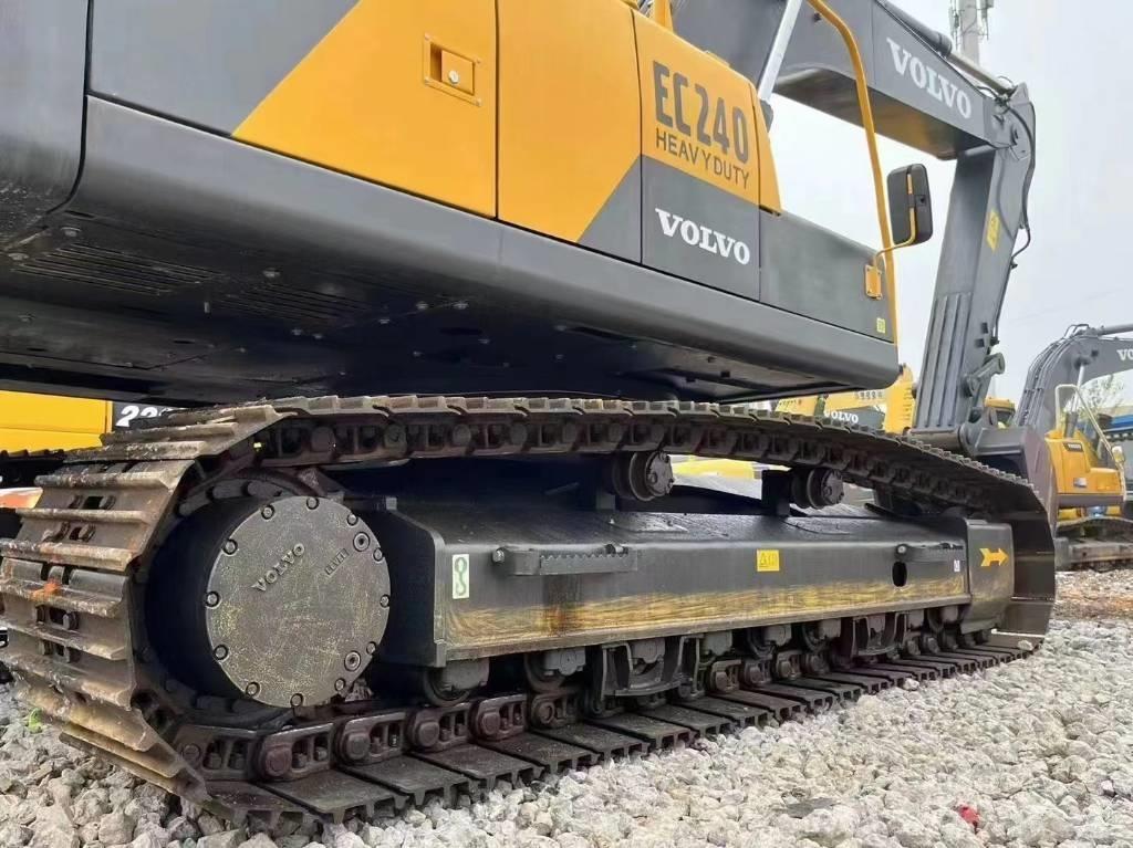 Volvo EC 240 Gravemaskiner på larvebånd