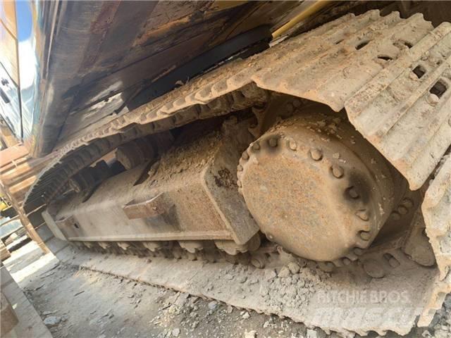 Hyundai R215-7 Gravemaskiner på larvebånd