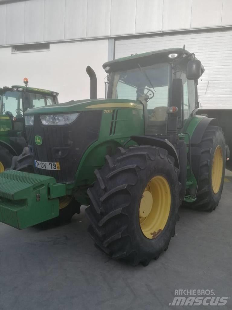 John Deere 7230 R Traktorer