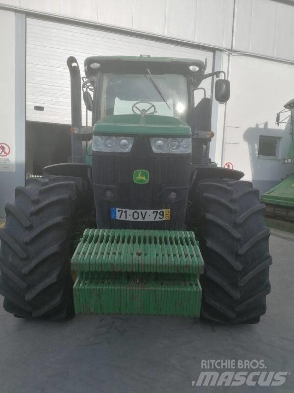 John Deere 7230 R Traktorer