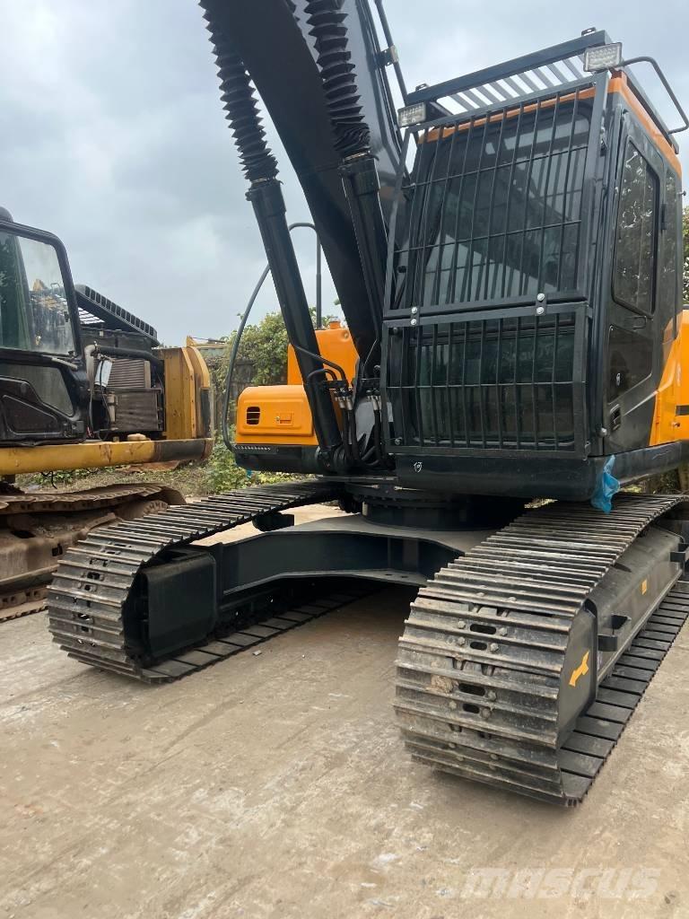 Hyundai HX 220 HD Gravemaskiner på larvebånd