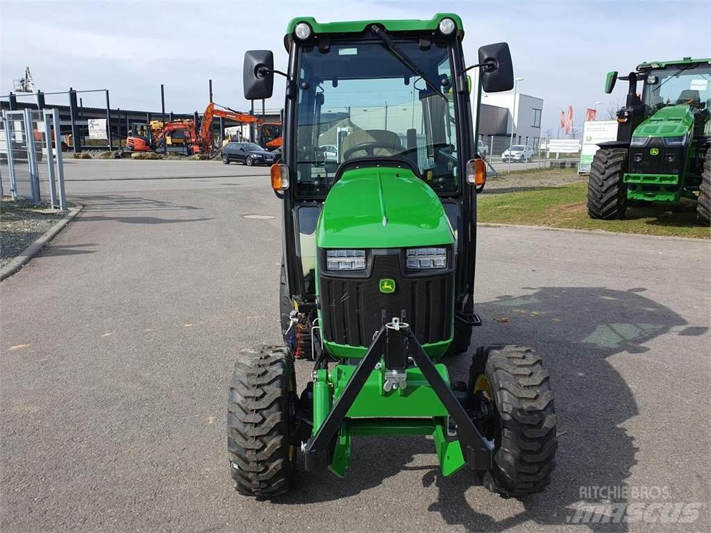 John Deere 2026R Kompakte traktorer