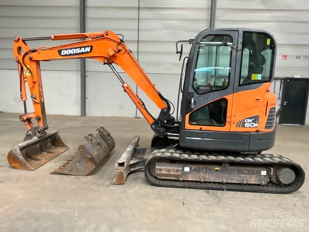 Doosan DX 60 R Minigravemaskiner