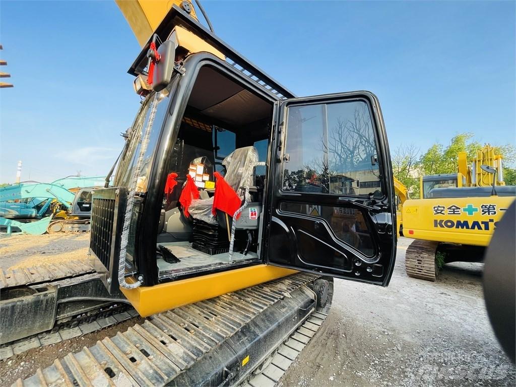 CAT 320d2l Gravemaskiner på larvebånd