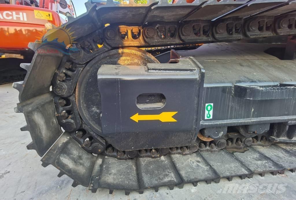 Doosan DX 225 LC Gravemaskiner på larvebånd