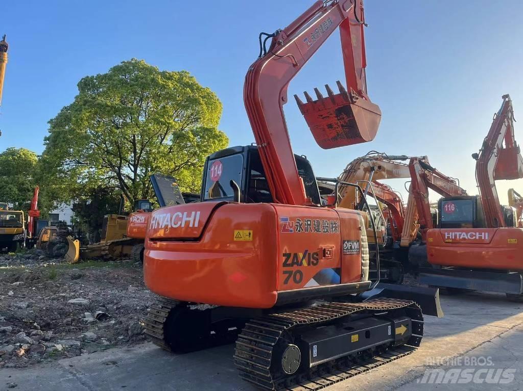 Hitachi ZX 70 Gravemaskiner på larvebånd