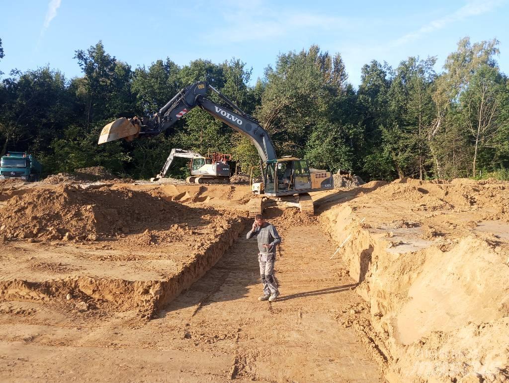 Volvo EC 240 C LD Gravemaskiner på larvebånd