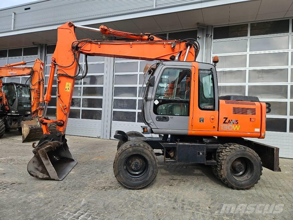Hitachi ZX130W Gravemaskiner på hjul