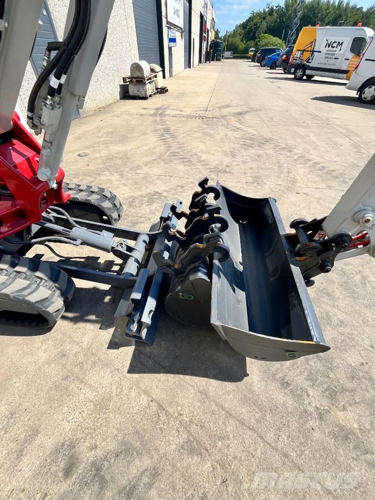 Takeuchi TB 225 Minigravemaskiner