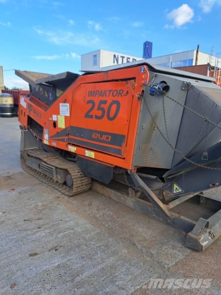 Arjes 250 Impaktor Affaldskværn