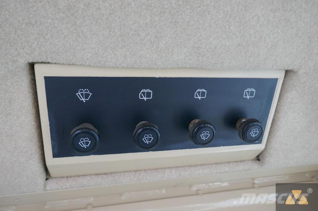 CAT D9R Ex-army Bulldozer på larvebånd