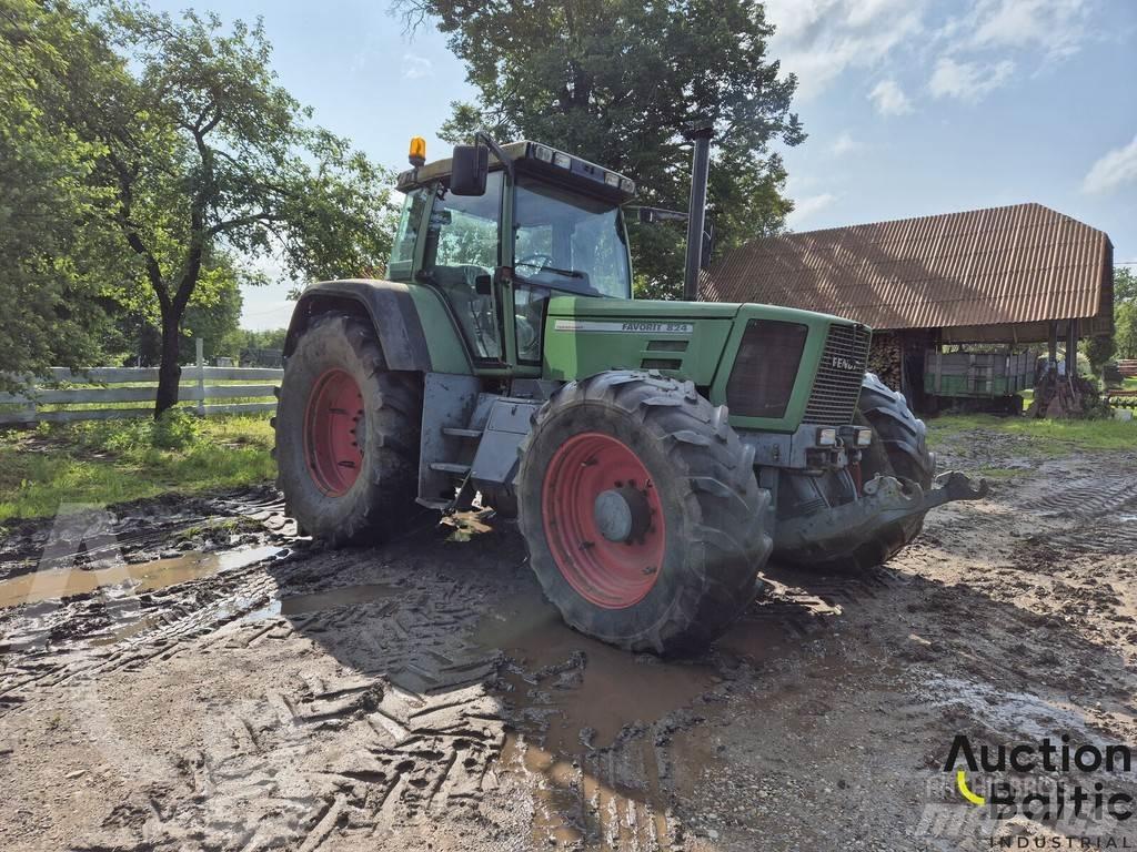 Fendt Favorit 824 Traktorer