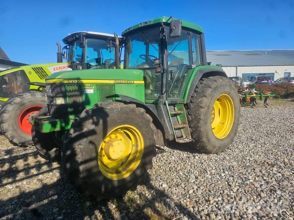 John Deere 6910 Traktorer
