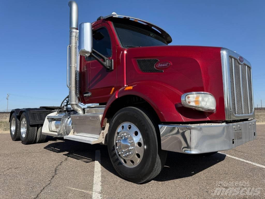 Peterbilt 567 Trækkere
