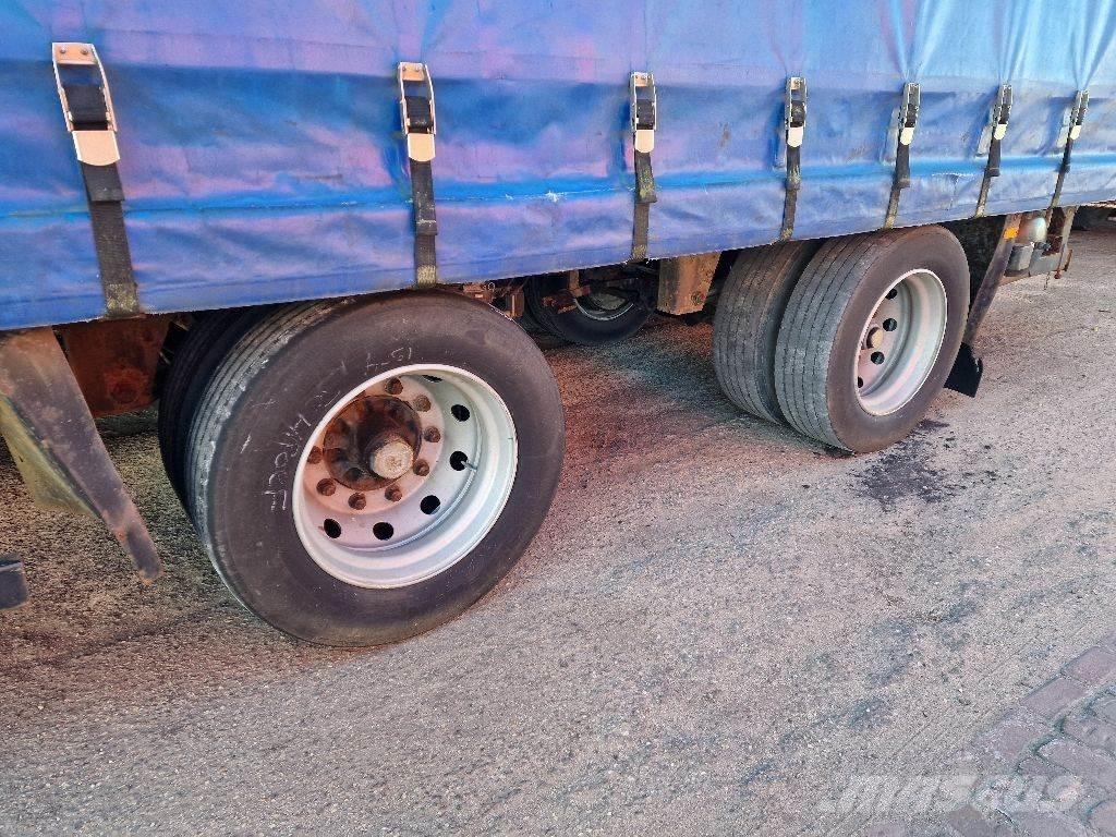  Ligthart 1220 SA-1 Semi-trailer med Gardinsider