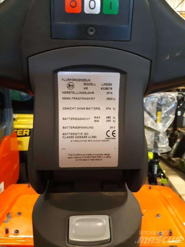 Toyota LPE250 El-palleløftere med platform