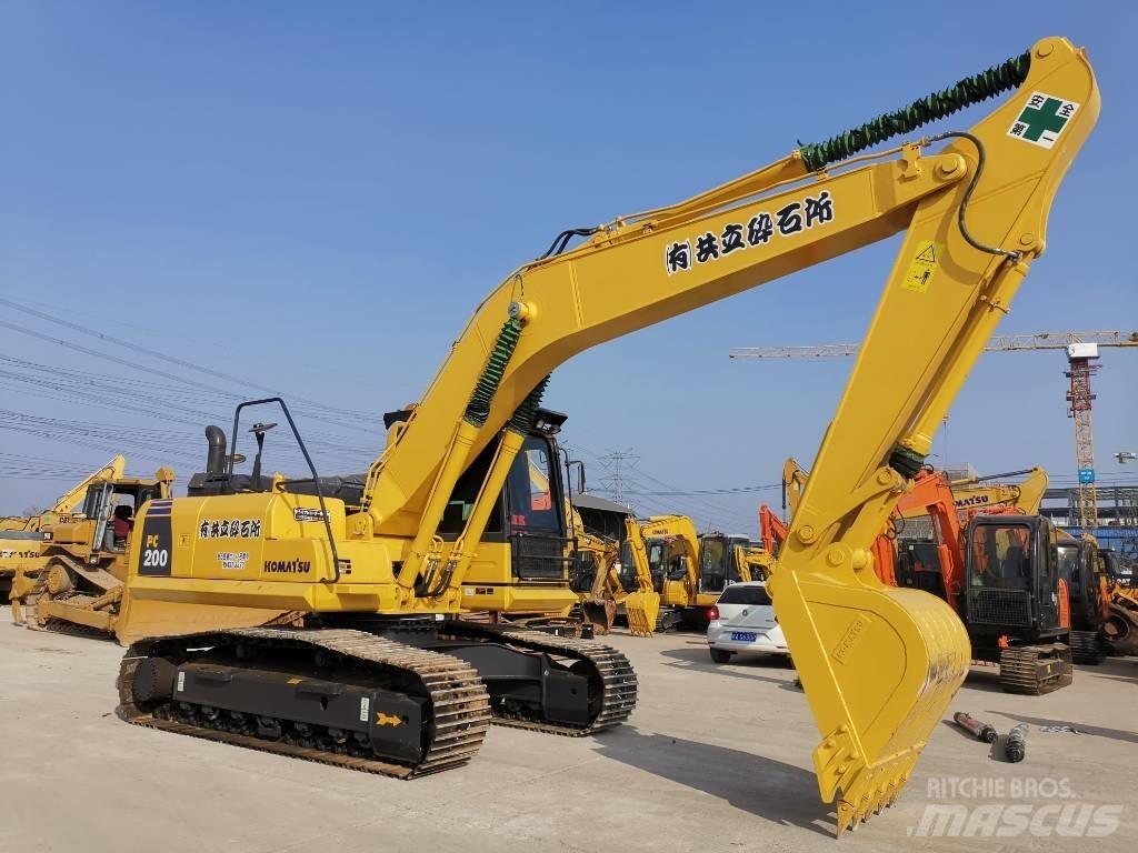 Komatsu PC 200-8N1 Gravemaskiner på larvebånd