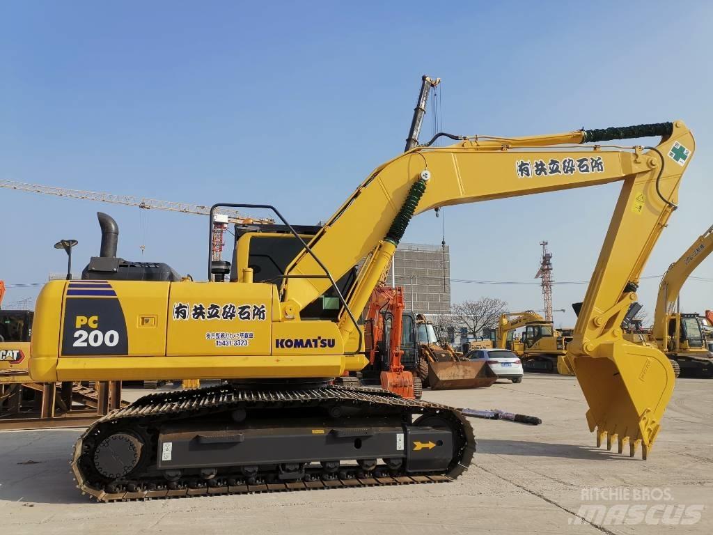 Komatsu PC 200-8N1 Gravemaskiner på larvebånd