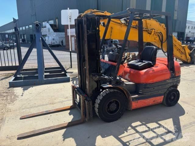 Toyota 26FDF25 Diesel gaffeltrucks