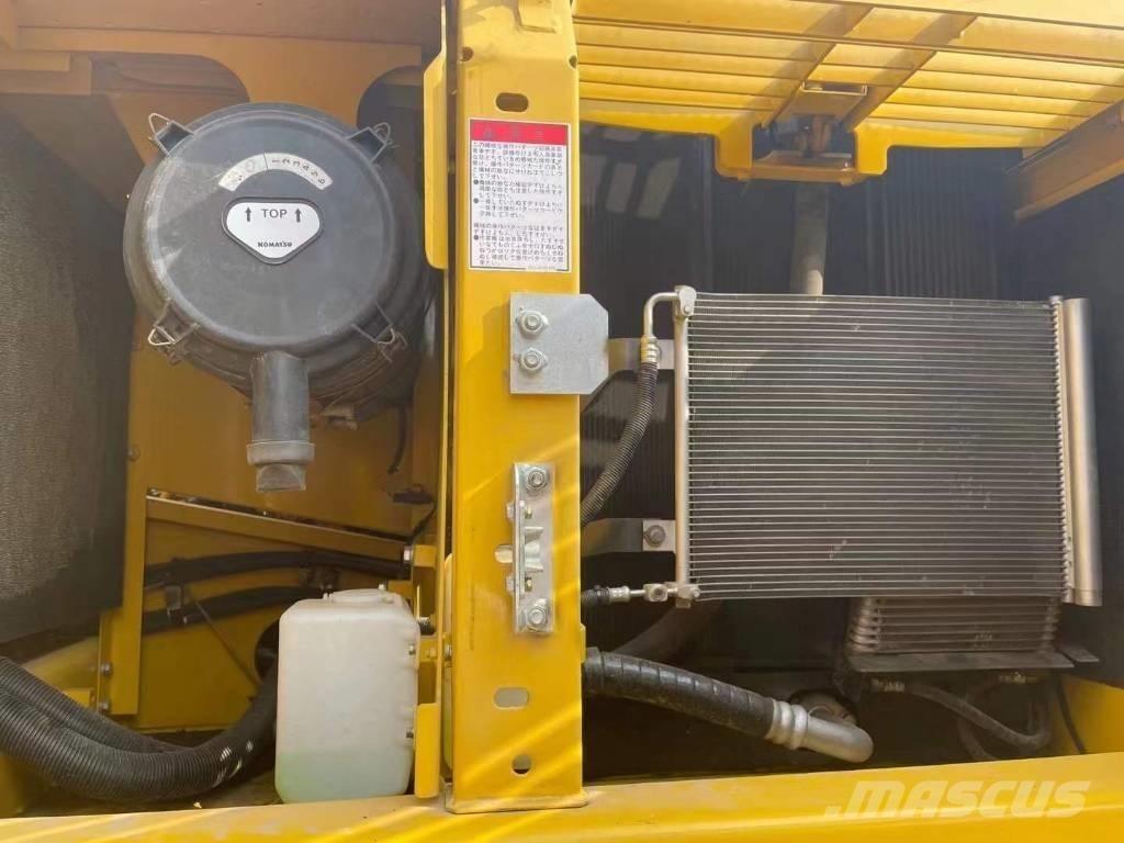 Komatsu PC 200 8N Gravemaskiner på larvebånd