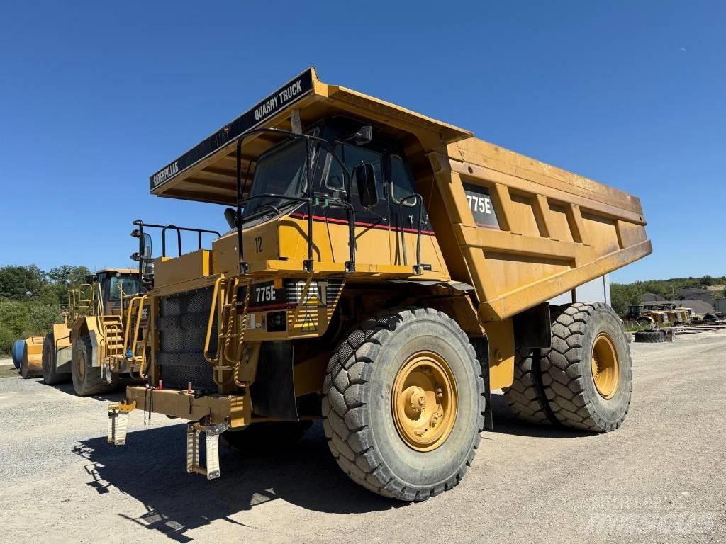 CAT 775 E Knækstyrede dumpere