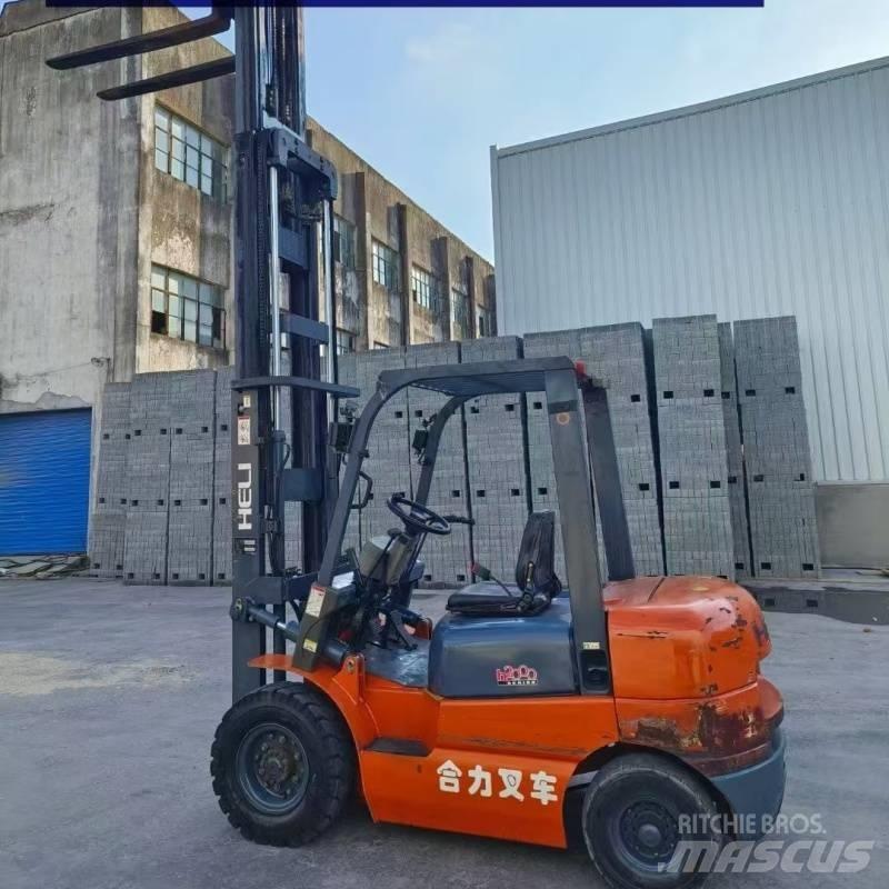 Heli H2000-25 Diesel gaffeltrucks