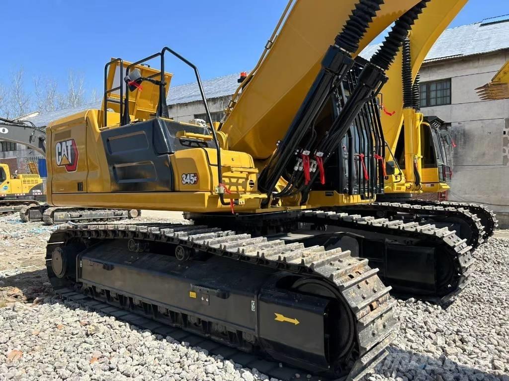 CAT 345D Gravemaskiner på larvebånd
