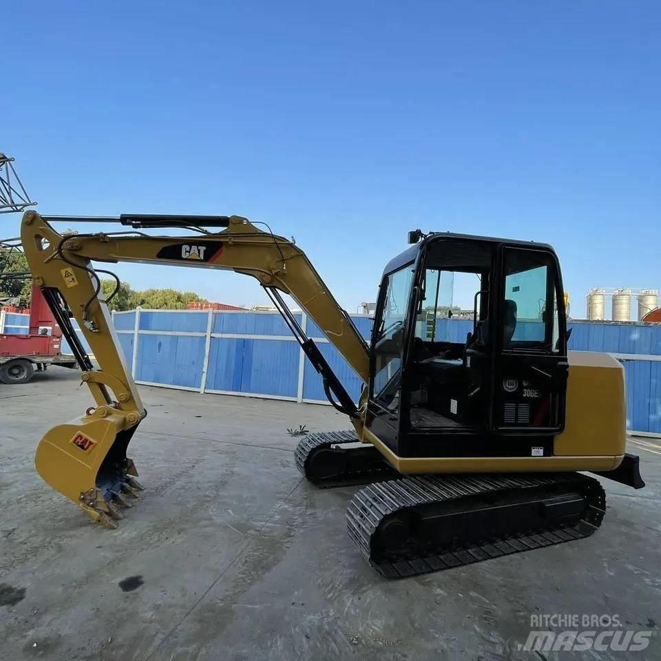 CAT 306E2 Gravemaskiner på larvebånd