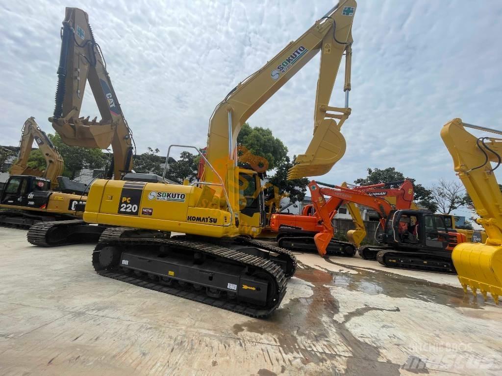 Komatsu PC 220 Gravemaskiner på larvebånd