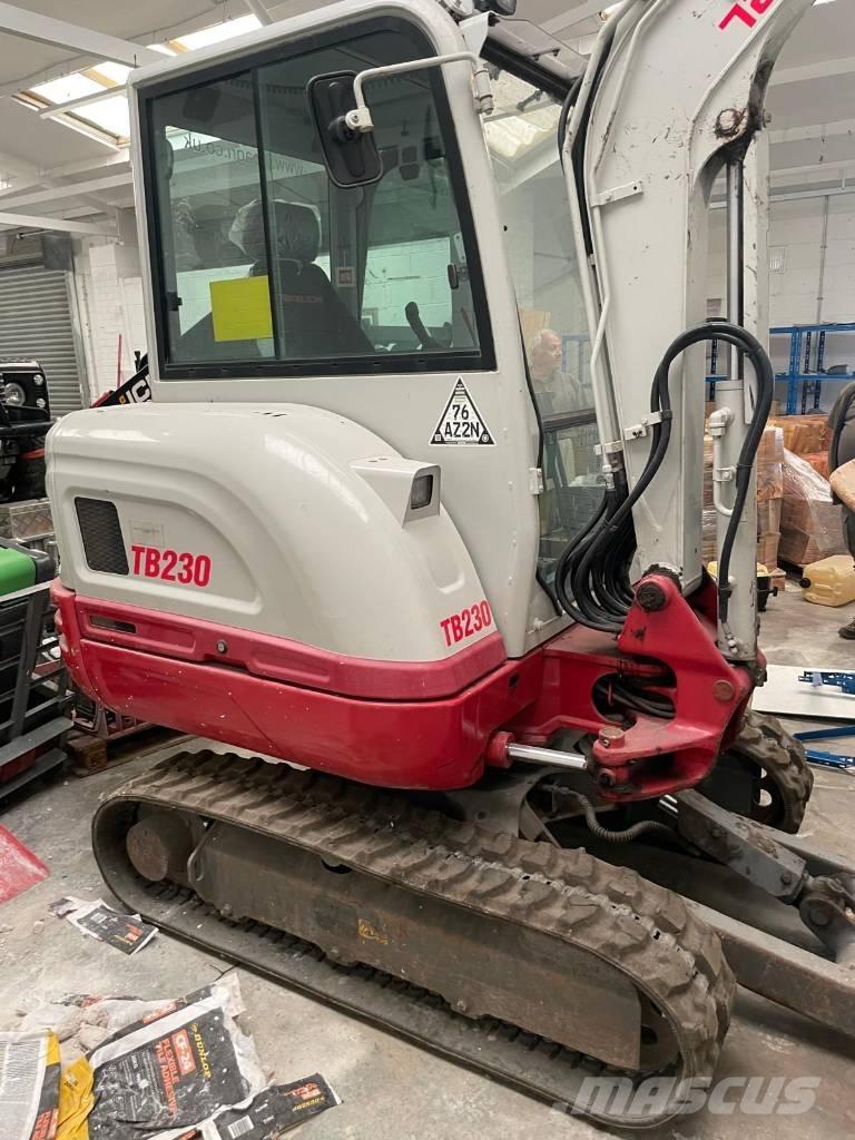 Takeuchi TB 230 Minigravemaskiner
