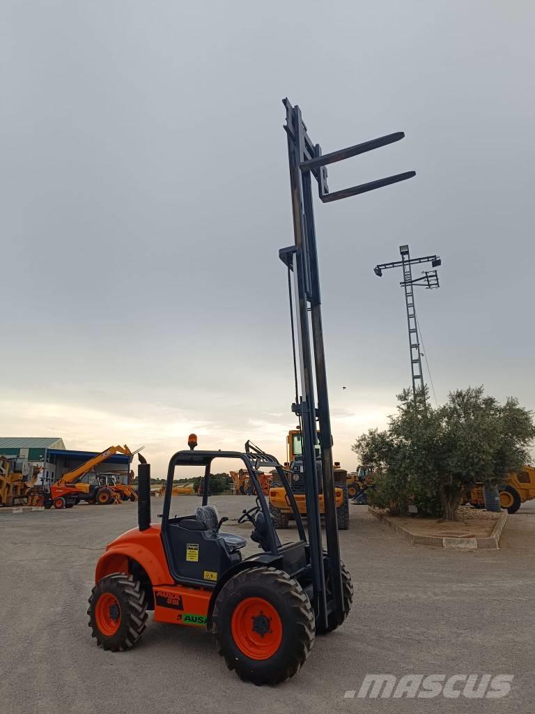 Ausa CH 250 X4 Terrængående gaffeltruck