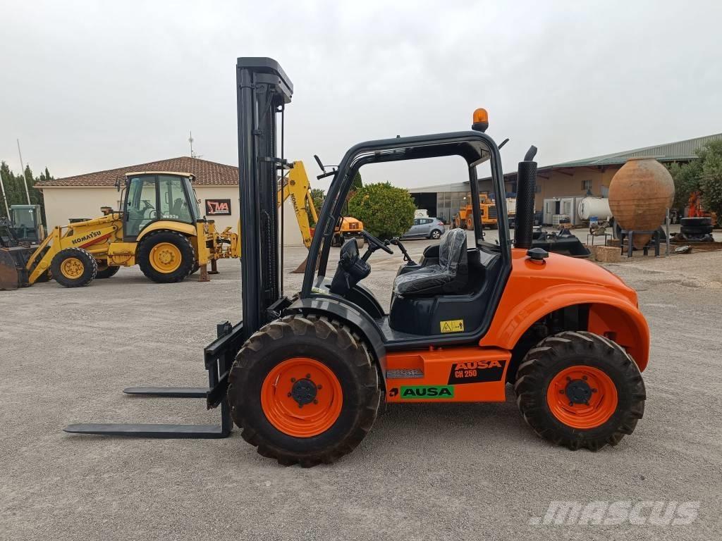 Ausa CH 250 X4 Terrængående gaffeltruck