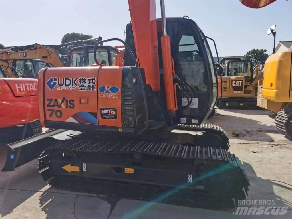 Hitachi ZX 70 Gravemaskiner på larvebånd