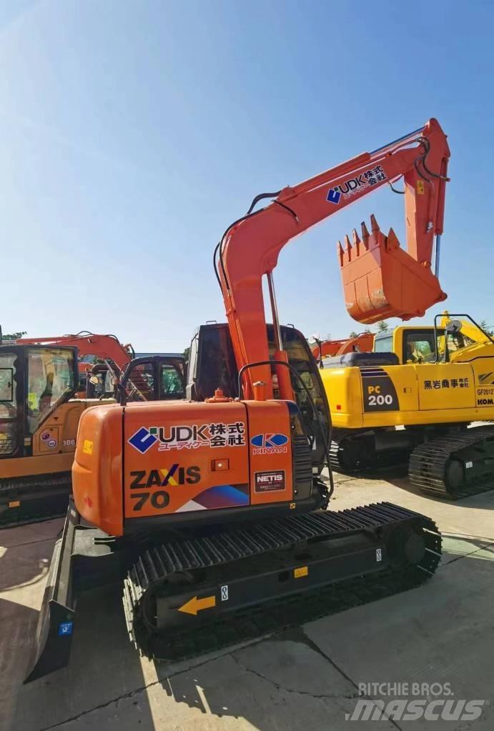 Hitachi ZX 70 Gravemaskiner på larvebånd
