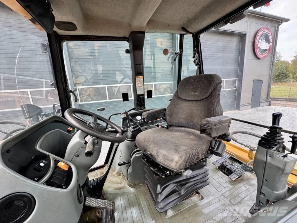 CAT 432 D Rendegravere