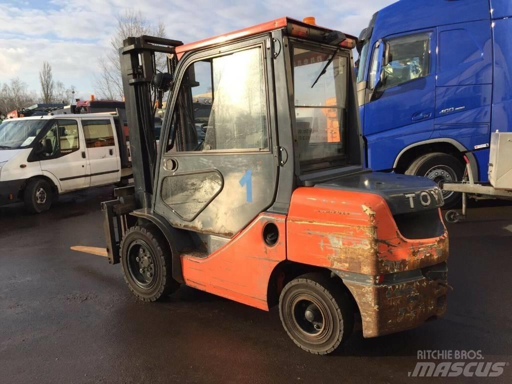 Toyota 02-8 FD JF 35 Diesel gaffeltrucks