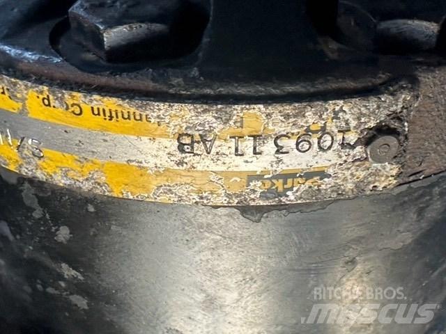 SkyJack SJ 8831 Saxlifte